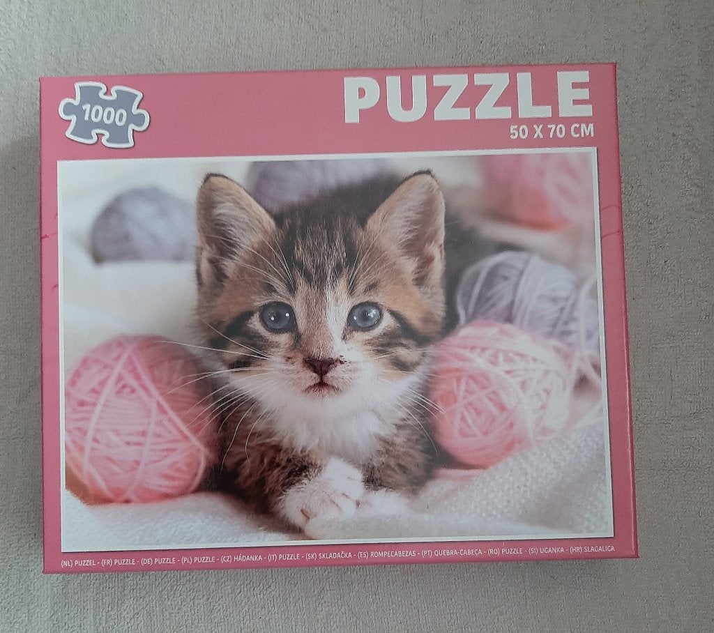 Poes met bollen wol, Ophalen of Verzenden, 500 t/m 1500 stukjes, Zo goed als nieuw, Legpuzzel