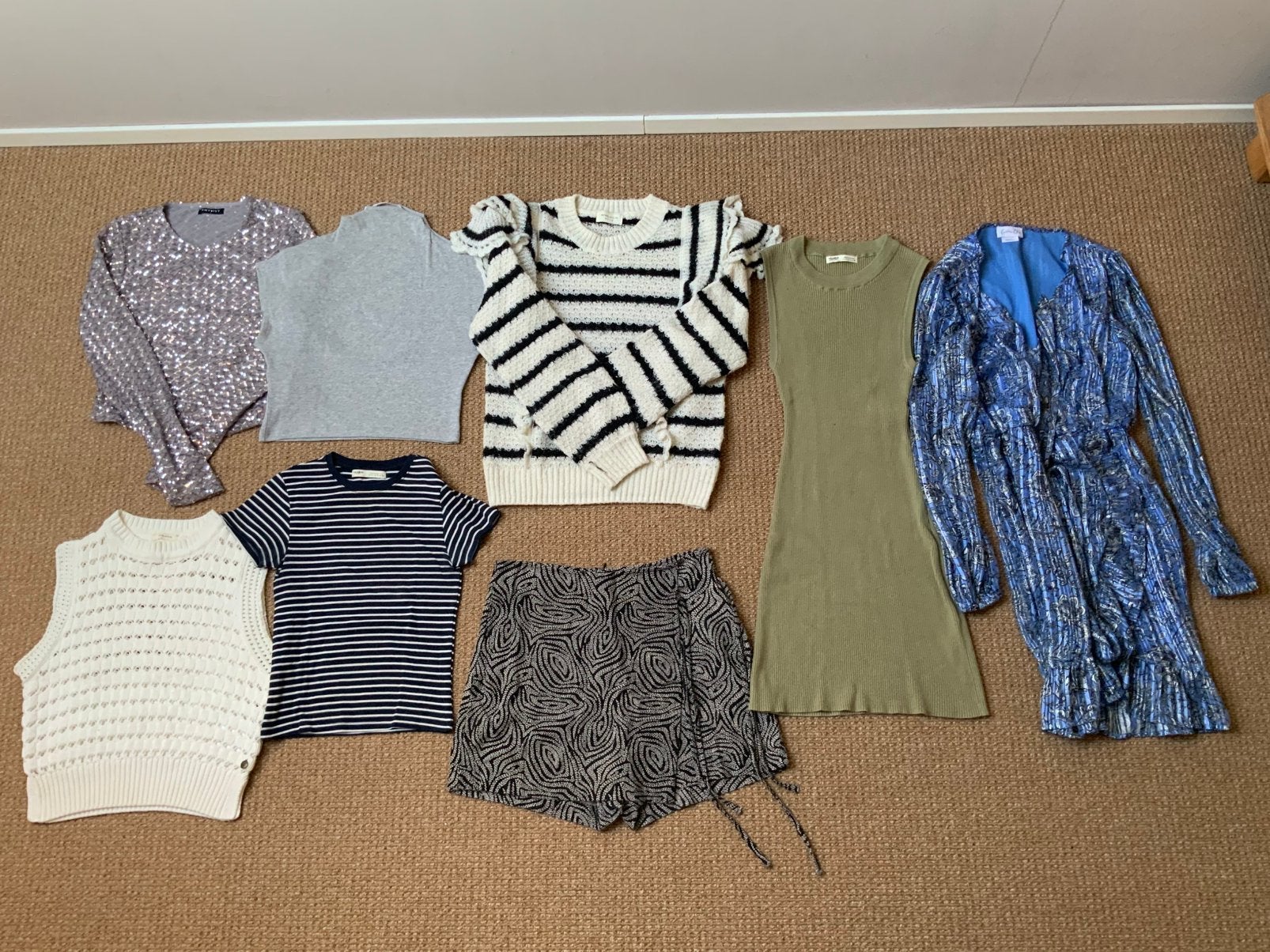 Kledingpakket dames maat S. Jurk Skort Trui Jurken etc., Kleding | Dames, Verzenden
