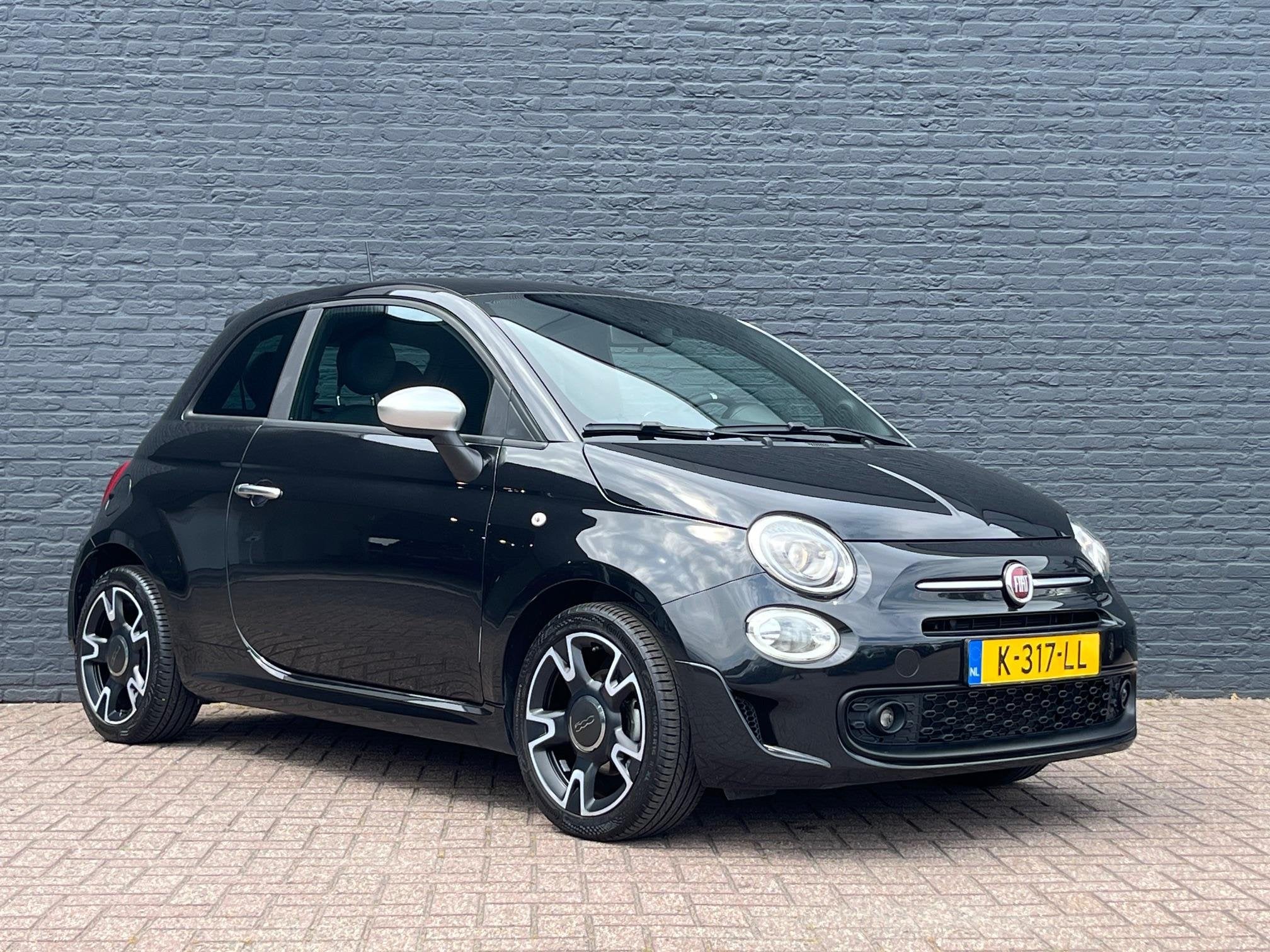 Fiat 500 1.0 Hybrid Rockstar Cruise Control | Lederen Bekled, Auto's, Fiat, Voorwielaandrijving, Lichtsensor, 4 stoelen, Zwart