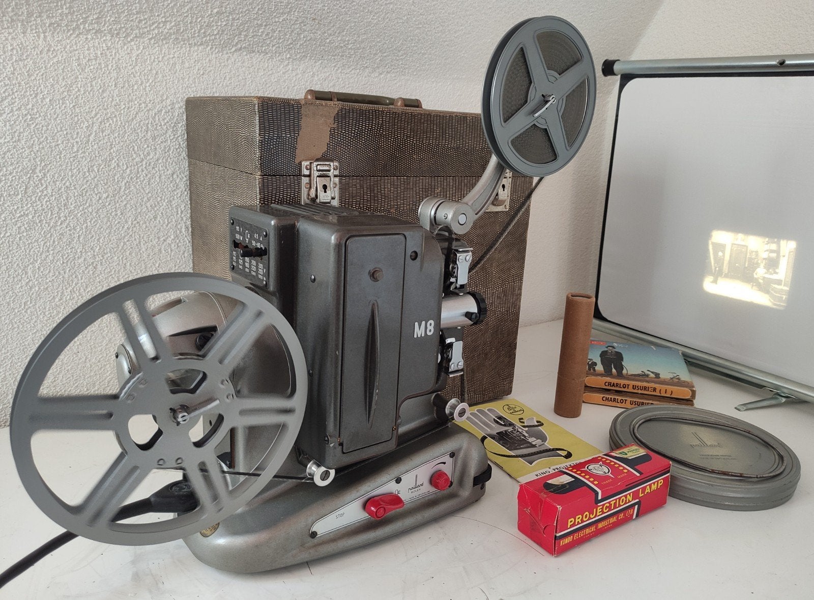 BOLEX M8 PAILLARD 8mm FILMPROJECTOR in MUSEUM STAAT, Verzamelen, Fotografica en Filmapparatuur, Ophalen of Verzenden, 1940 tot 1960