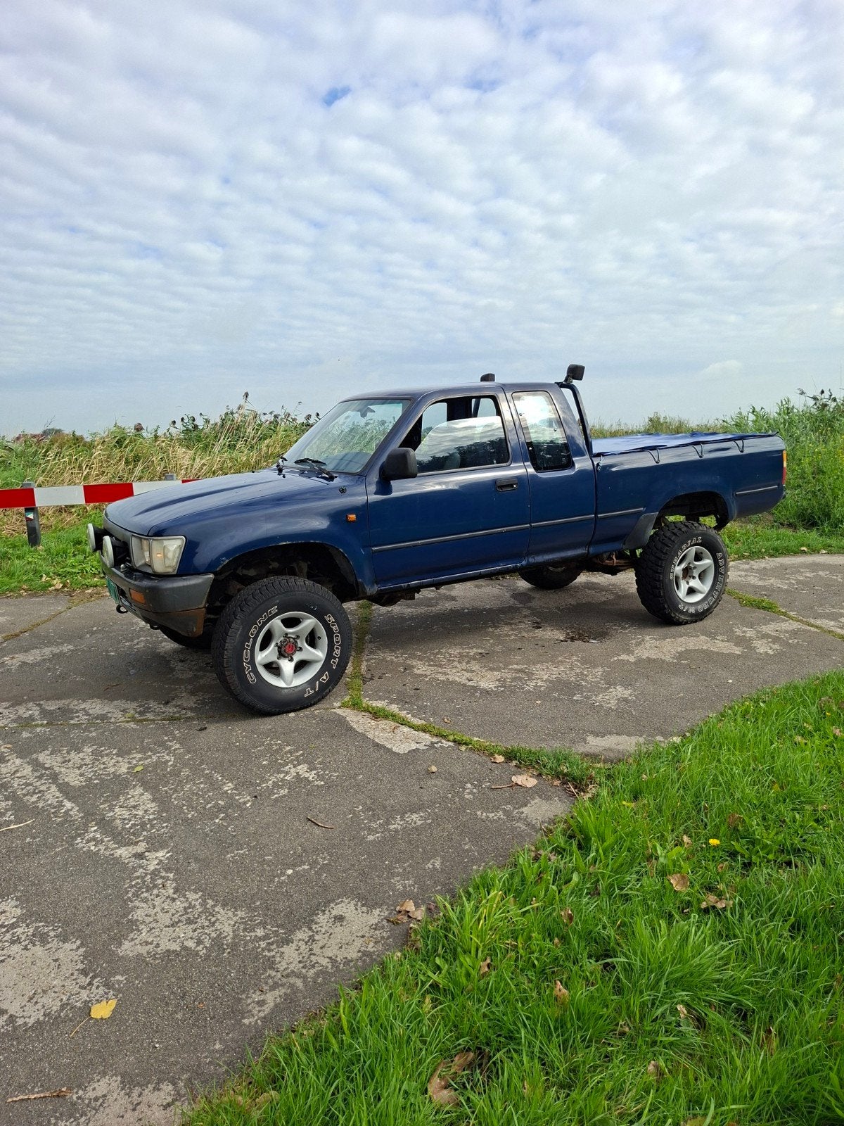 volkswagen Taro toyota hilux rn106, foto 6