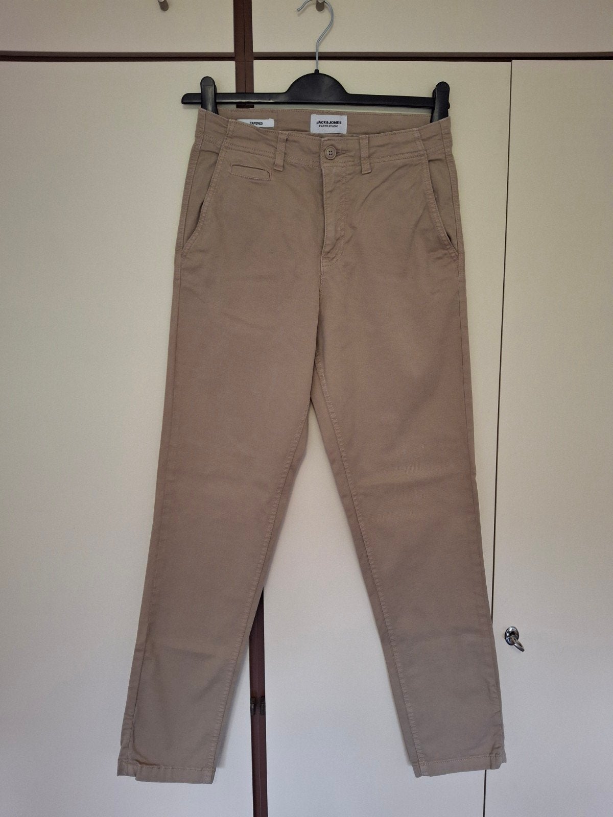 Chino broek Jack & Jones, maat 28-32 beige/zand, Kleding | Heren, Broeken en Pantalons, Beige, Ophalen of Verzenden, Zo goed als nieuw