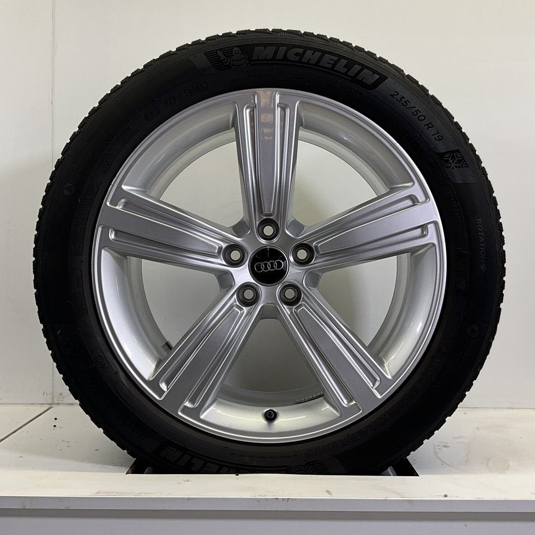 AUDI A8 SET VElGEN + WINTERBANDEN 19 INCH, 19 inch, Gebruikt, -, -