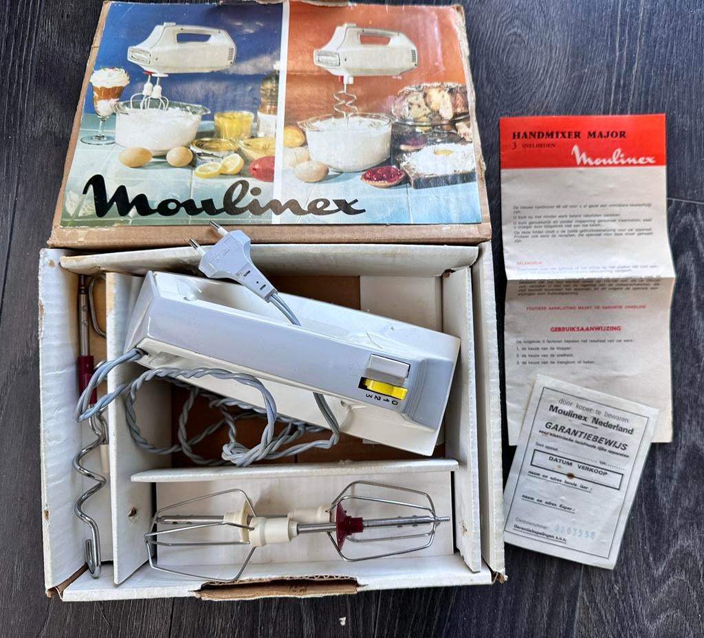 Vintage Moulinex Handmixer - Blijf mixen!, Minder dan 1 liter, Ophalen of Verzenden, Gebruikt, 2 snelheden