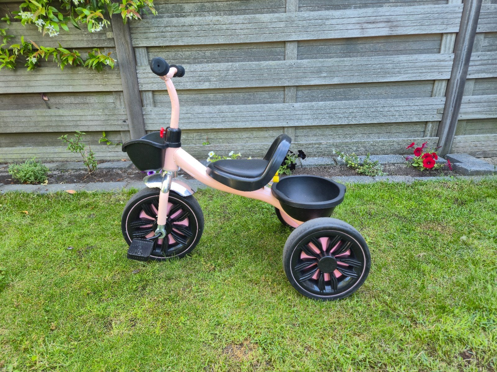 Roze driewieler, Ophalen, Overige merken