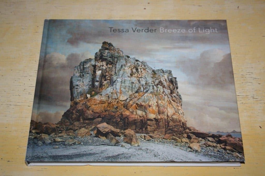 Tessa Verder Breeze of Light Gesigneerd, Ophalen of Verzenden, Zo goed als nieuw, Fotografen