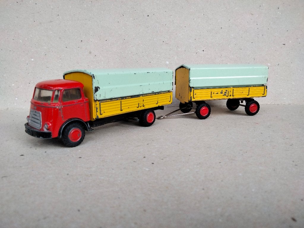 lion car = daf truck model, Ophalen of Verzenden, Gebruikt, Bus of Vrachtwagen, Lion Toys