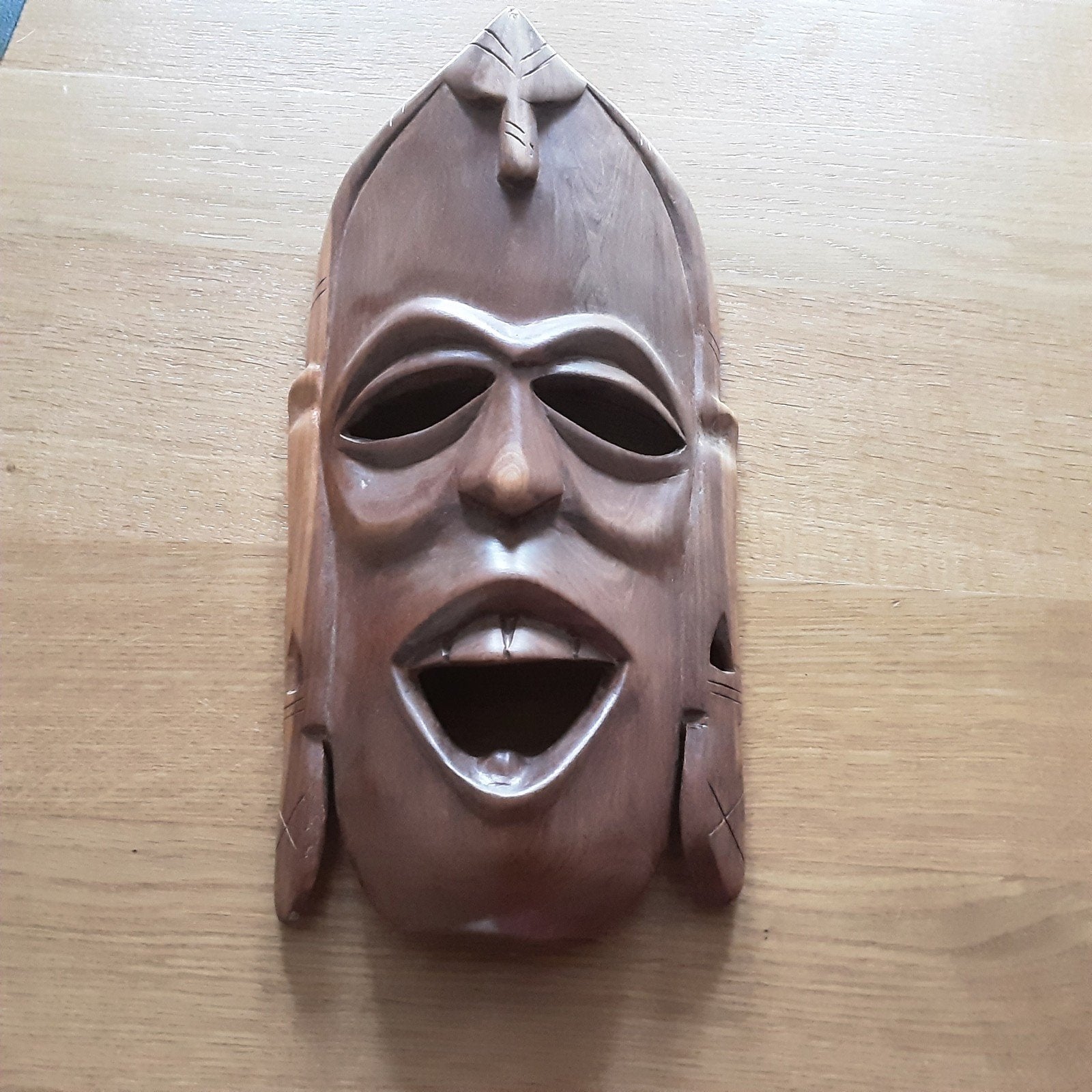 Decoratief houten masker - Handgesneden kunst, Ophalen of Verzenden
