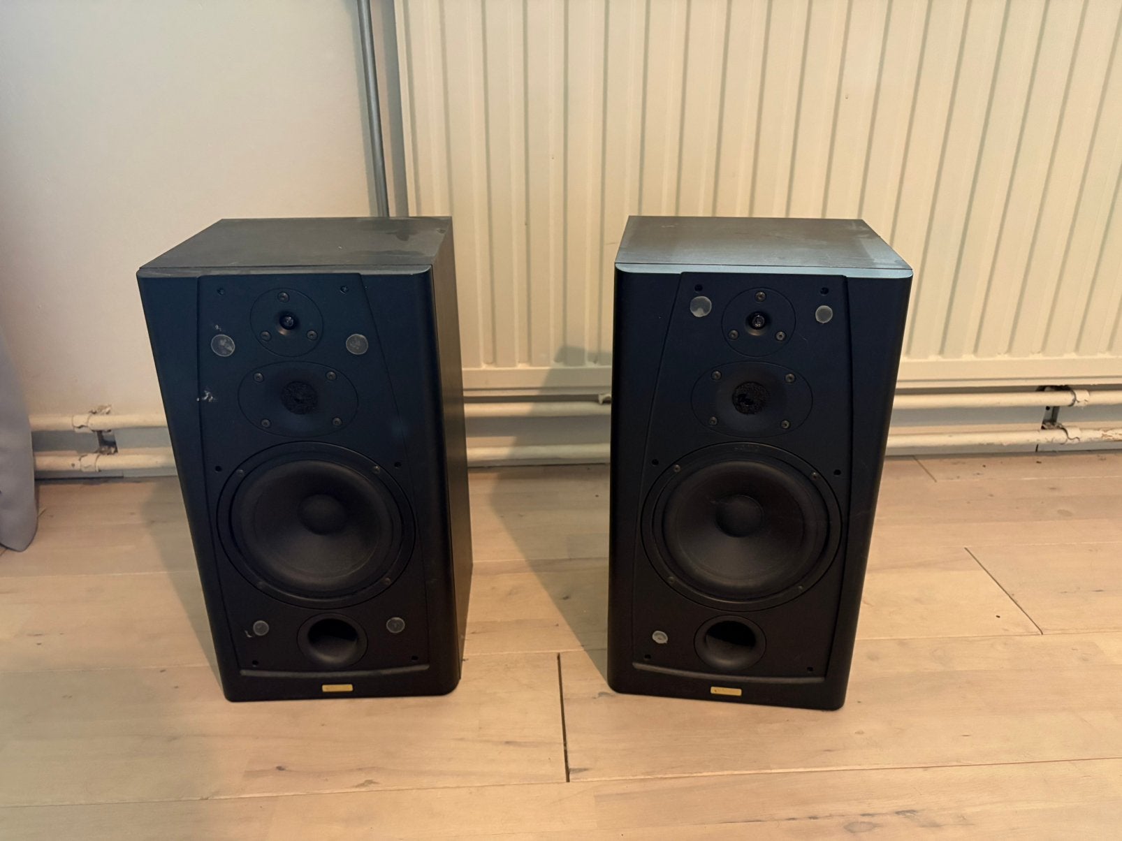 Jamo 68 luidsprekers, Ophalen of Verzenden, Zo goed als nieuw, 60 tot 120 watt, Jamo