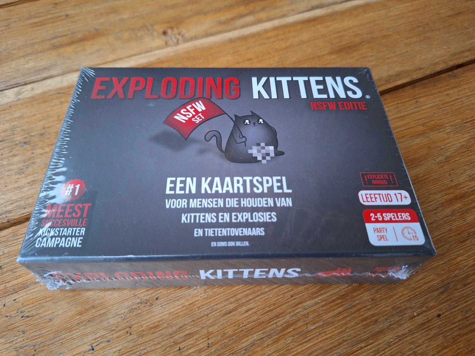 Exploding Kittens NSFW Editie Kaartspel - Nieuw in Seal, Vijf spelers of meer, Ophalen of Verzenden, Nieuw, Exploding Kittens