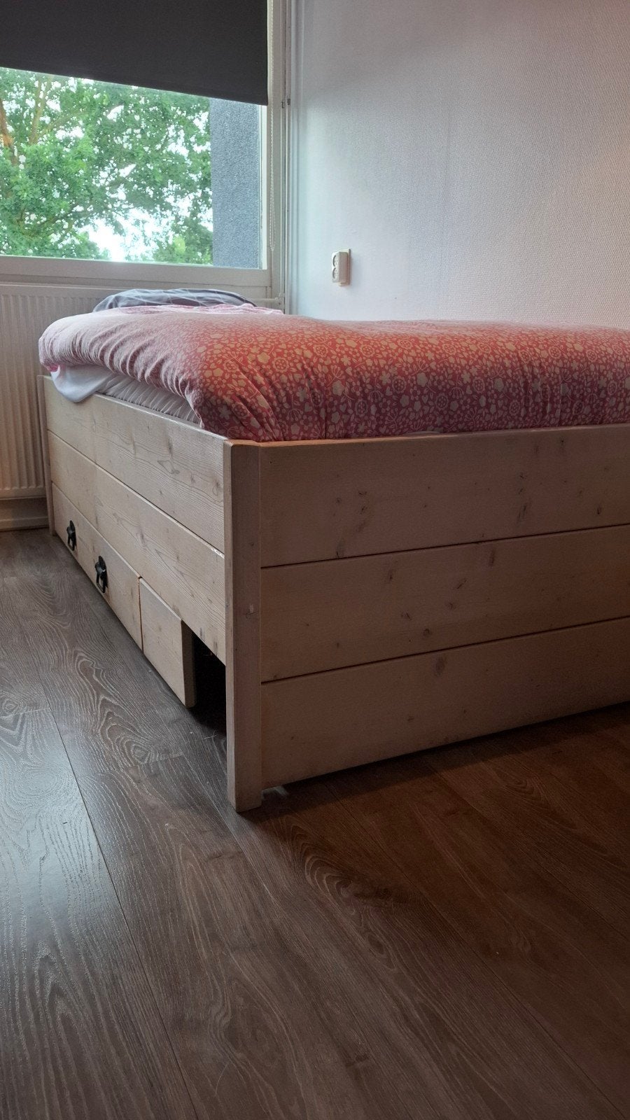 Steigerhouten bed 90x220 met opberglade en kast (whitewash), Ophalen, Gebruikt, 90 cm, Eenpersoons
