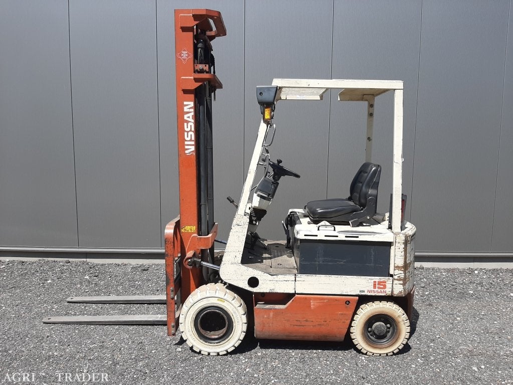 Nissan M01L15 1.5 ton hefhoogte 4 meter hefcapaciteit 1.5 to