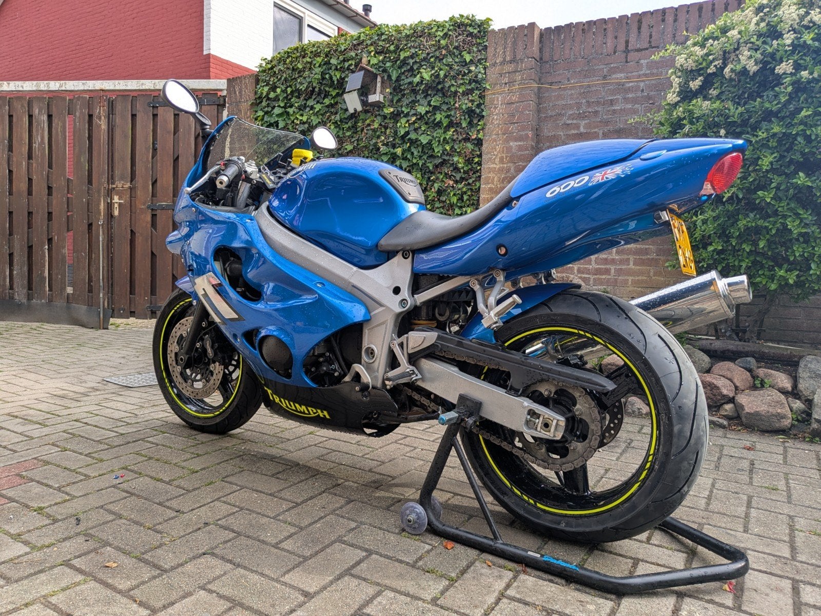 Triumph TT600 2002 - Unieke kleurenstelling!, Motoren, Sportuitlaat, 4 cilinders, Motorrijbewijs A, Gebruikt