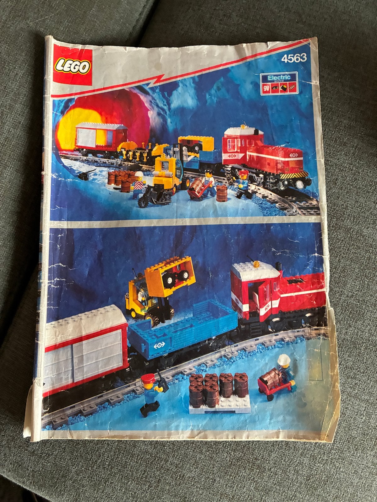 Lego 4563 Spoorwegvrachtset met trein en rails, Gebruikt, Overige thema's, Lego, Ophalen of Verzenden