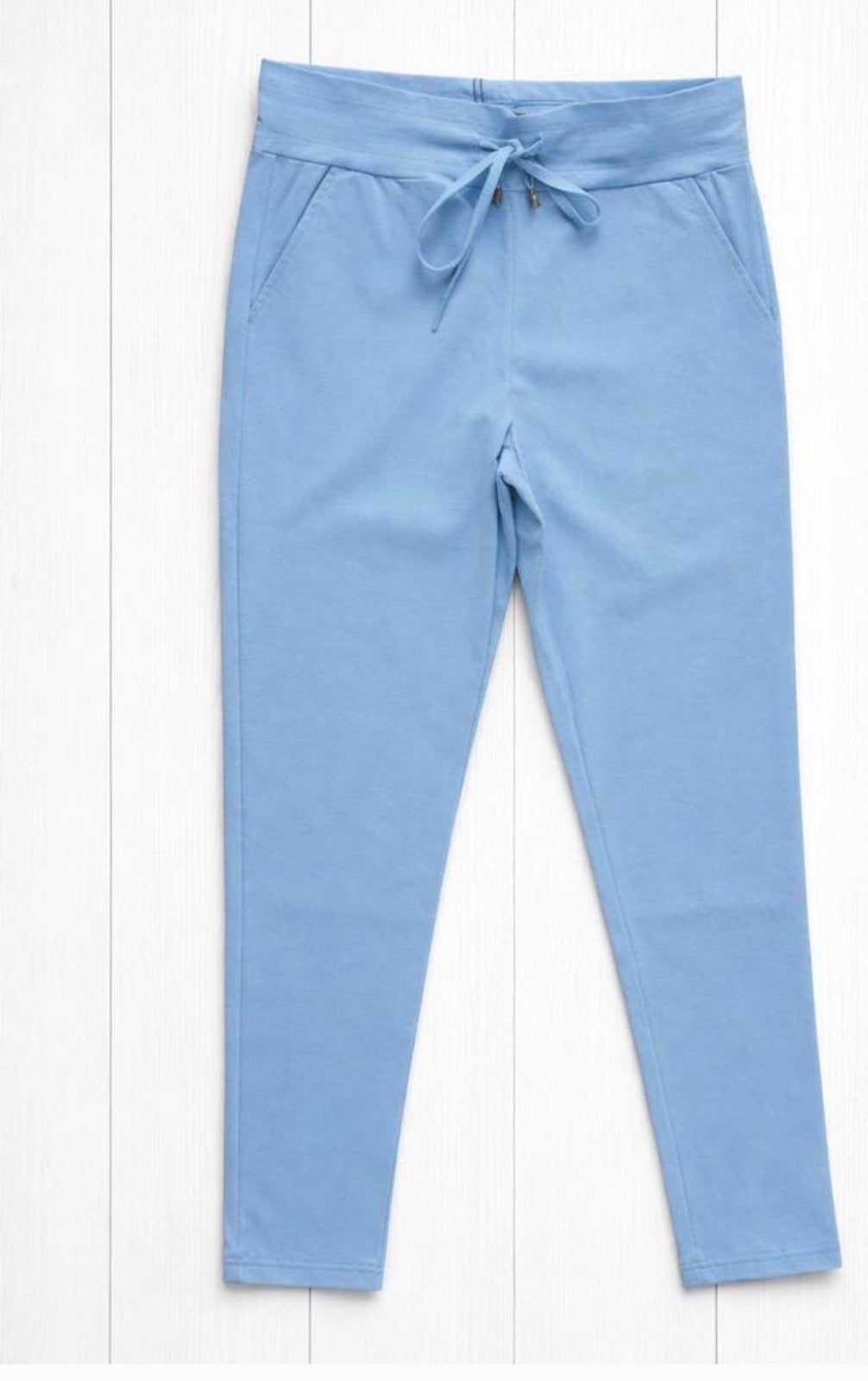 Mi Piace travelstof skinny 7-8 lengte XS Baby Blue, Kleding | Dames, Blauw, Nieuw, Ophalen of Verzenden, Maat 34 (XS) of kleiner