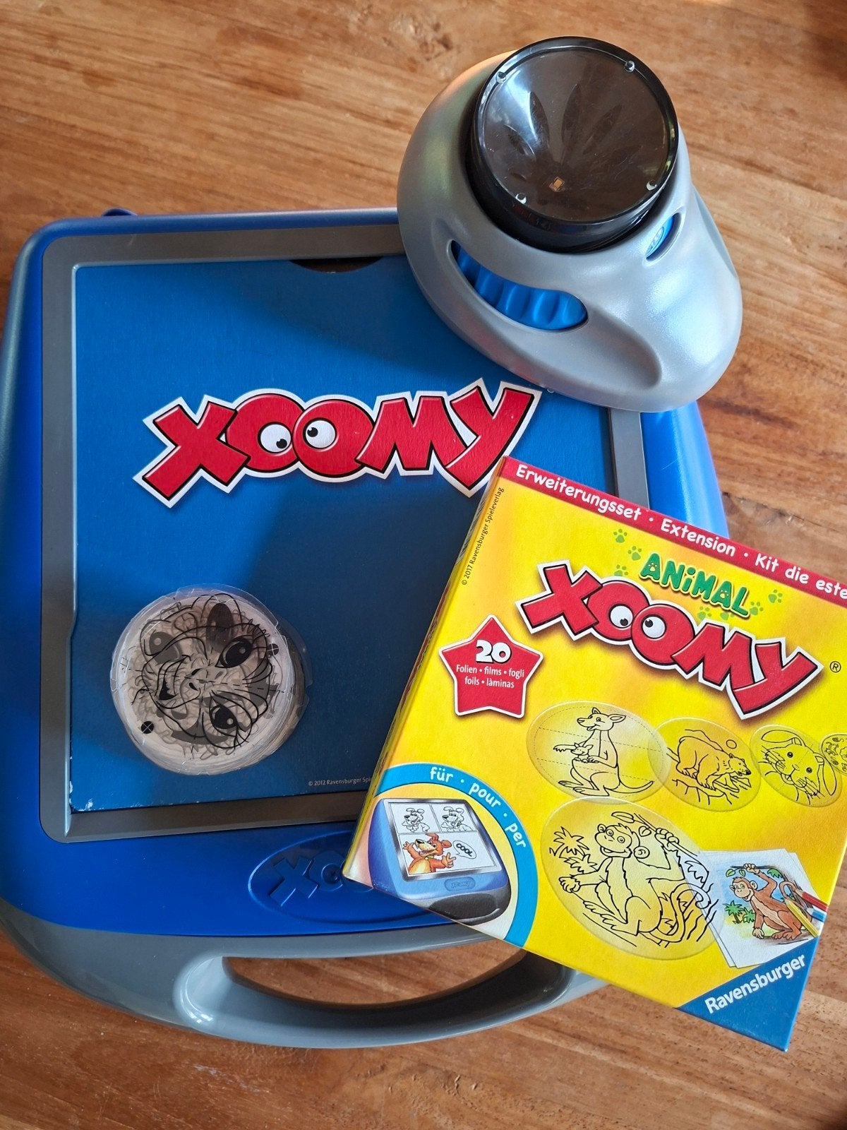 Xoomy Tekenset met Dieren Afbeeldingen, Ophalen, Zo goed als nieuw, Knutselen