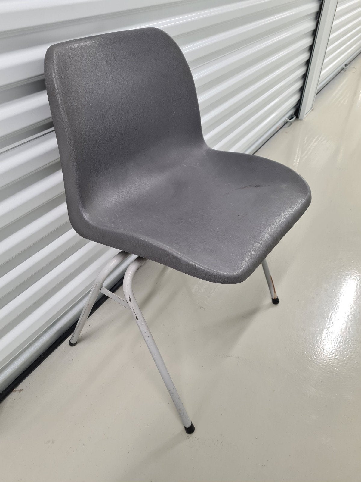 vintage VEPA kantine stoel met metalen onderstel, Ophalen, Gebruikt, Modern, functioneel, Metaal