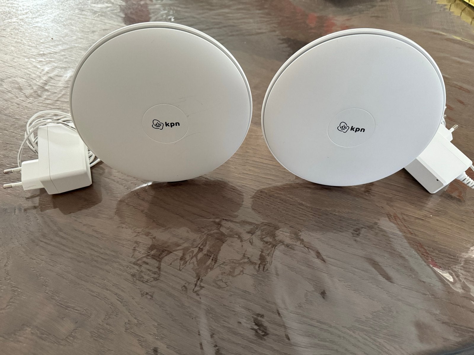 KPN SuperWifi punten (2 stuks), Ophalen of Verzenden, Zo goed als nieuw, Router