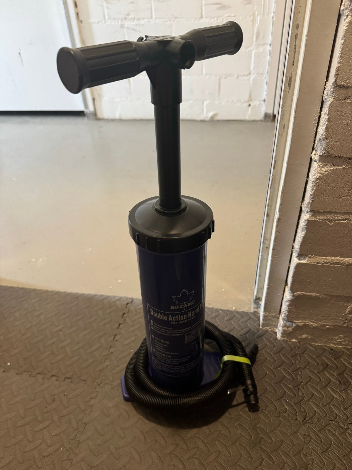 Bo-Camp Double Action Handpomp voor Luchtbedden, Ophalen, Zo goed als nieuw, Handmatig