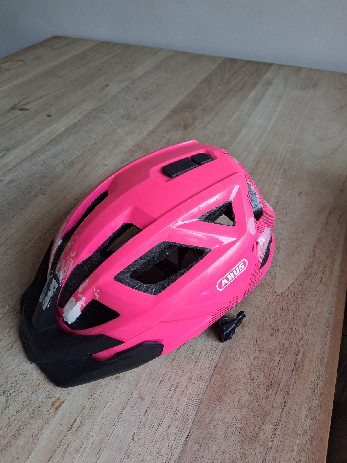 Roze ABUS Fietshelm voor Kinderen - Maat 52 - 57 cm, Fietsen en Brommers, Fietsaccessoires | Fietshelmen, S, Gebruikt, Jongen of Meisje