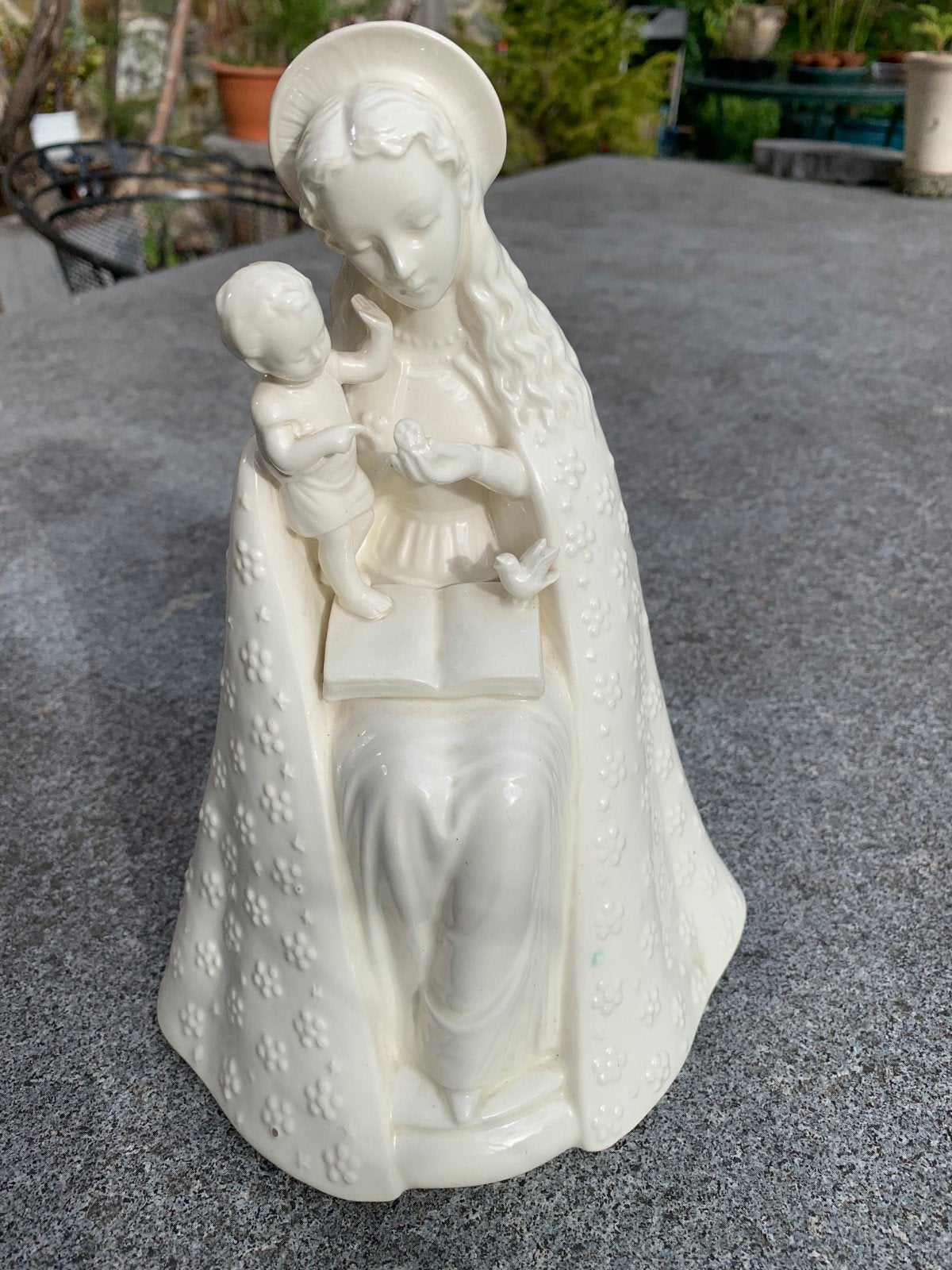 Hummel Goebel Blumen Madonna met Kind - Perfecte Staat, Ophalen of Verzenden, Zo goed als nieuw, Beeld(je), Christendom | Katholiek