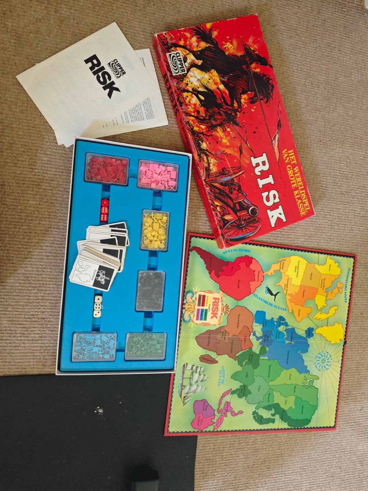 Risk Bordspel - compleet met boekje, Hobby en Vrije tijd, Gezelschapsspellen | Bordspellen, Vijf spelers of meer, Ophalen, Gebruikt