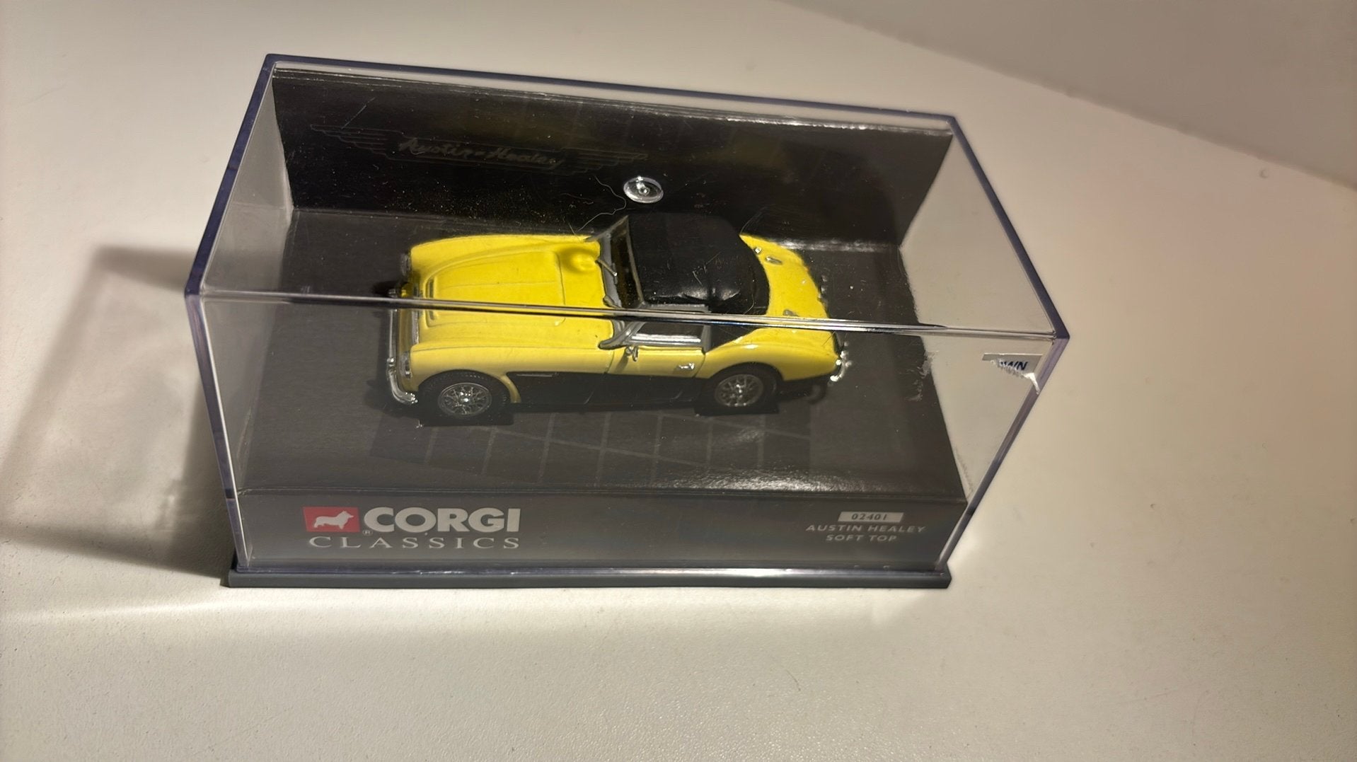 Austin healey soft top corgi 1.43, Auto, Ophalen of Verzenden, Corgi, A