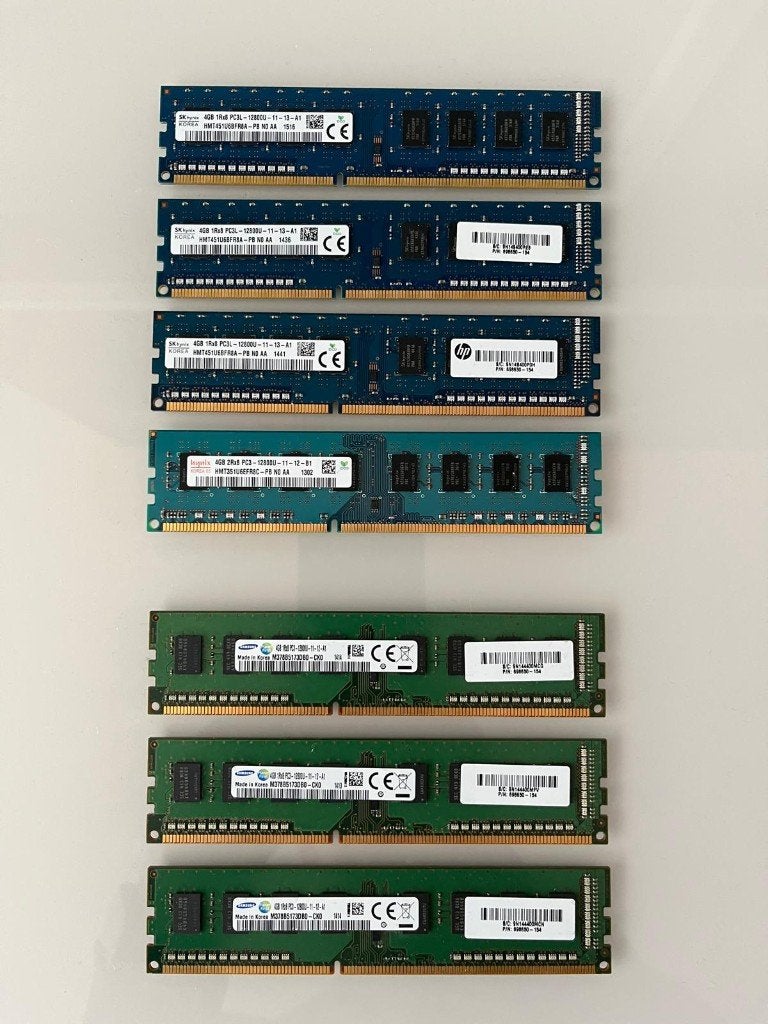 Partij DDR3 RAM 28GB (7×4GB) Samsung & SK Hynix – 1600MHz, DDR3, Ophalen of Verzenden, Desktop, 4 GB
