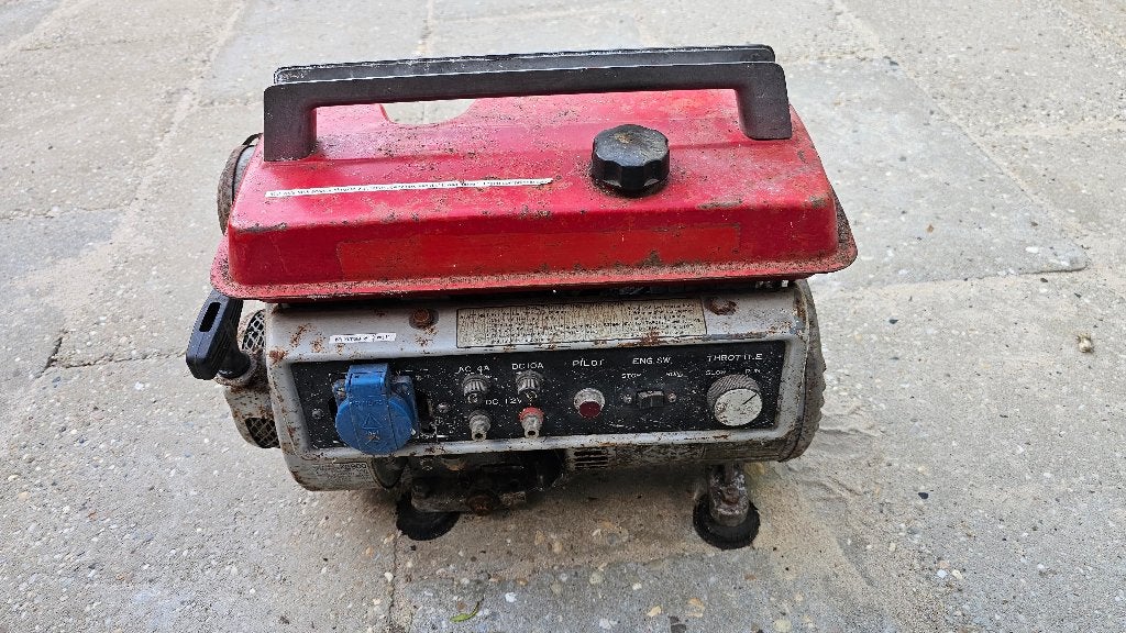 Kawasaki motor generator Opknapper, Doe-het-zelf en Verbouw, Gereedschap | Overige machines, Ophalen, Gebruikt