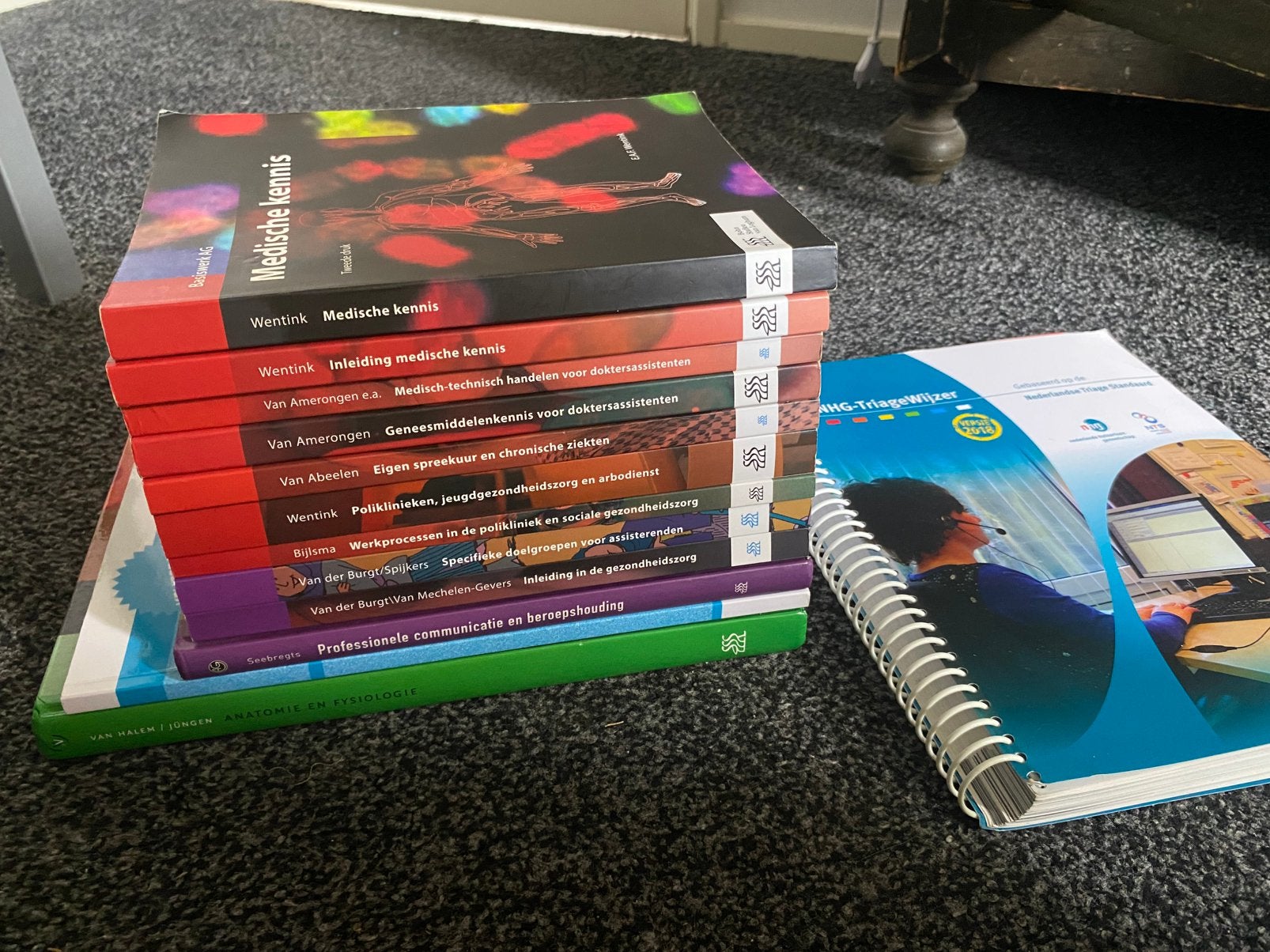 Studieboeken doktersassistent, Ophalen of Verzenden, Beta, Zo goed als nieuw, MBO