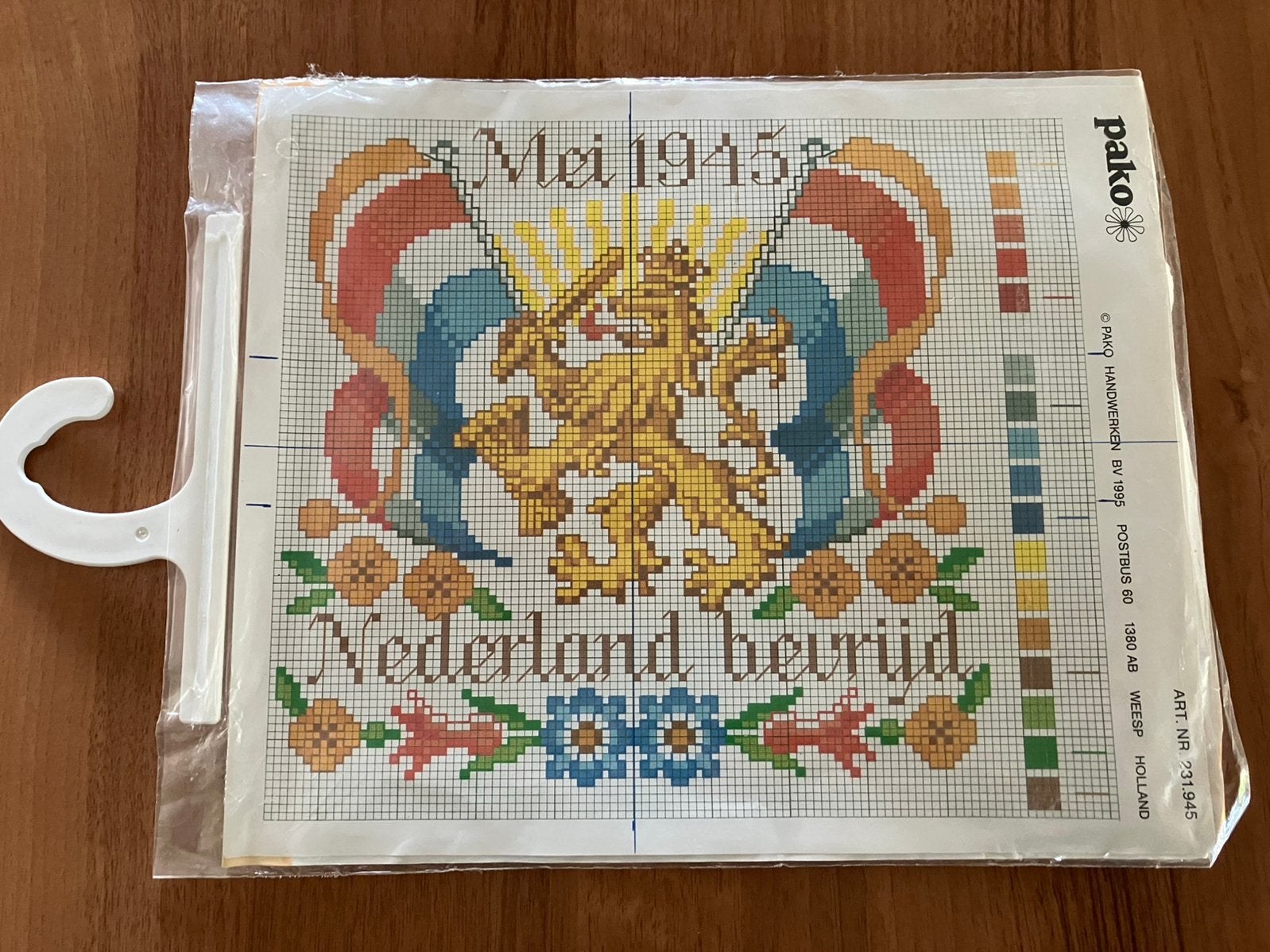Borduurpatroon - Nederland bevrijd, Hobby en Vrije tijd, Borduren en Borduurmachines, Ophalen of Verzenden, Nieuw, Handborduren