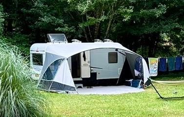 TEC Travel King 460 TDF 2009 - Ruime en complete caravan, T.E.C., Rondzit, Frans bed, Particulier