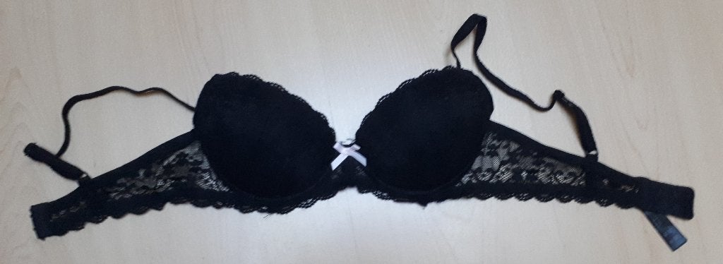 Zwarte BH 75B Primark Secret Possessions. Ziet er goed uit., Kleding | Dames, Primark, Ophalen of Verzenden, Zwart, BH
