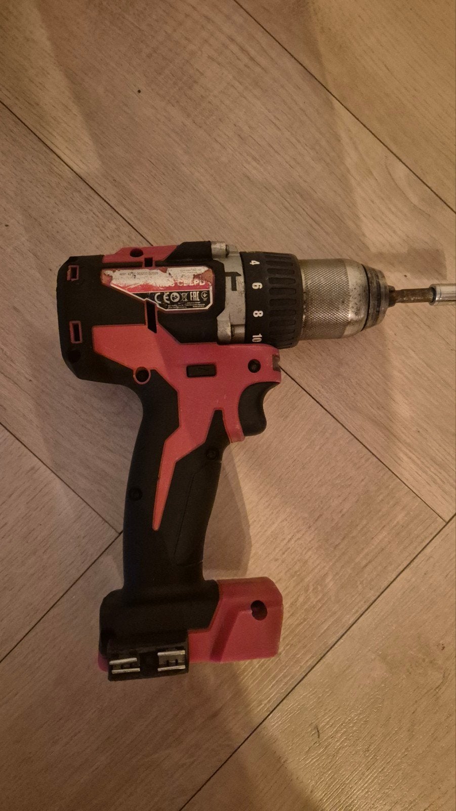 Milwaukee M12 Boor-/Schroefmachine (body only), Gebruikt, Variabele snelheid, Ophalen of Verzenden, Boor- en Schroefmachine