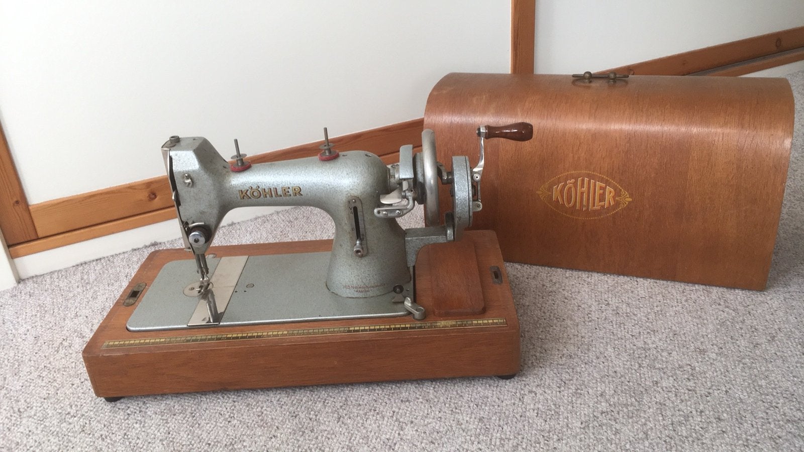 Vintage naaimachine, Antiek en Kunst, Ophalen
