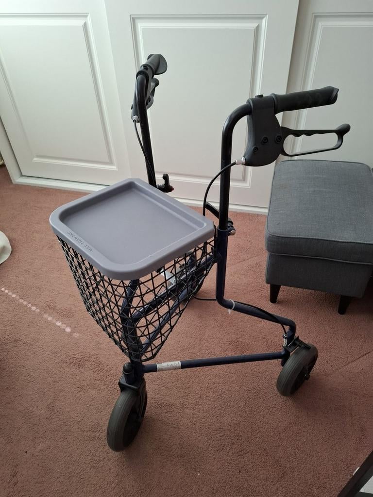 Gratis Rollator GERESERVEERD, Diversen, Rollators, Ophalen, Zo goed als nieuw
