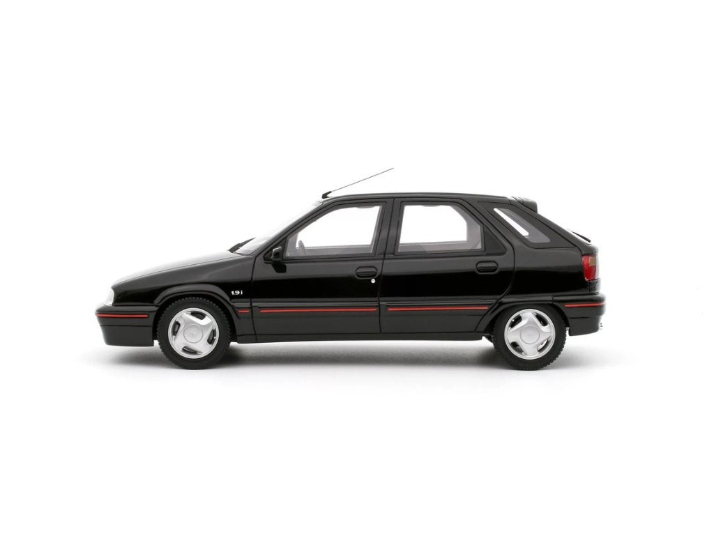 Citroen ZX Volcane 1.9i 5 deurs 1991 1/18 OTTO ref. OT1081, Hobby en Vrije tijd, Ophalen of Verzenden, Nieuw, Auto, OttOMobile