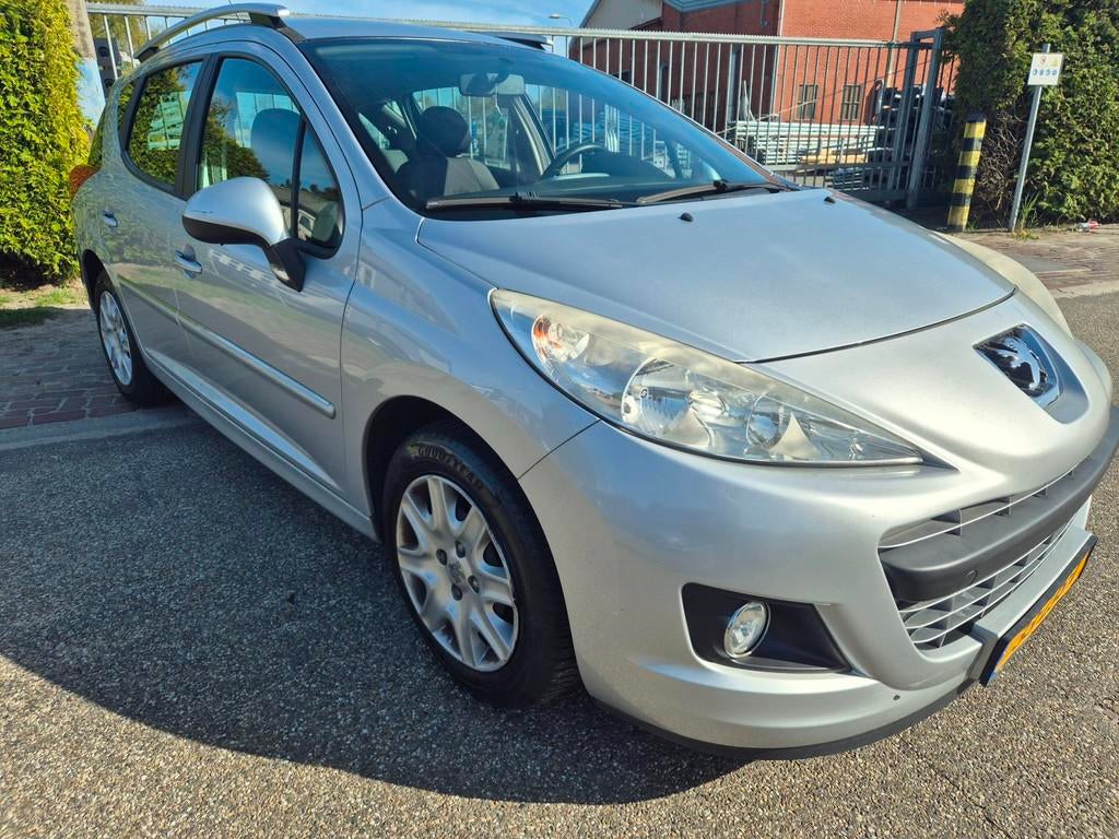Peugeot 207 SW 1.4 VTi Active airco,nieuwe APK, Voorwielaandrijving, Euro 5, Stof, Gebruikt