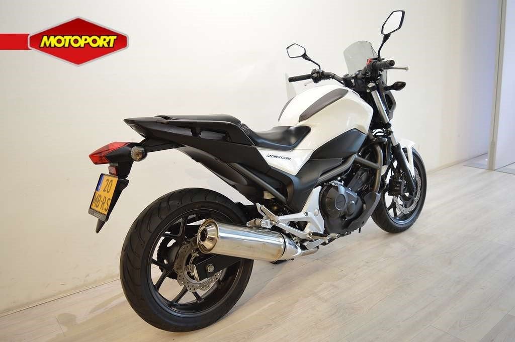 Honda NC 700 S ABS (bj 2012), Wijngaardveld 1
9300  AALST, BE, Bedrijf, Mc.benelux@honda-eu.com, HONDA MOTOR EUROPE Ltd Belgian Branch