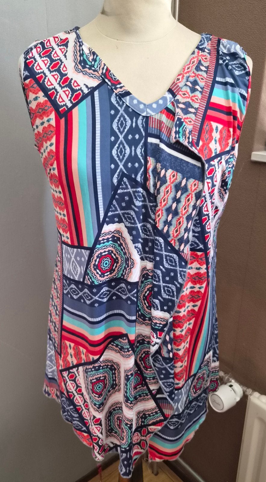 Magna mouwloze top met print, maat 40/42, Maat 38/40 (M), Meerkleurig, Ophalen of Verzenden, Magna