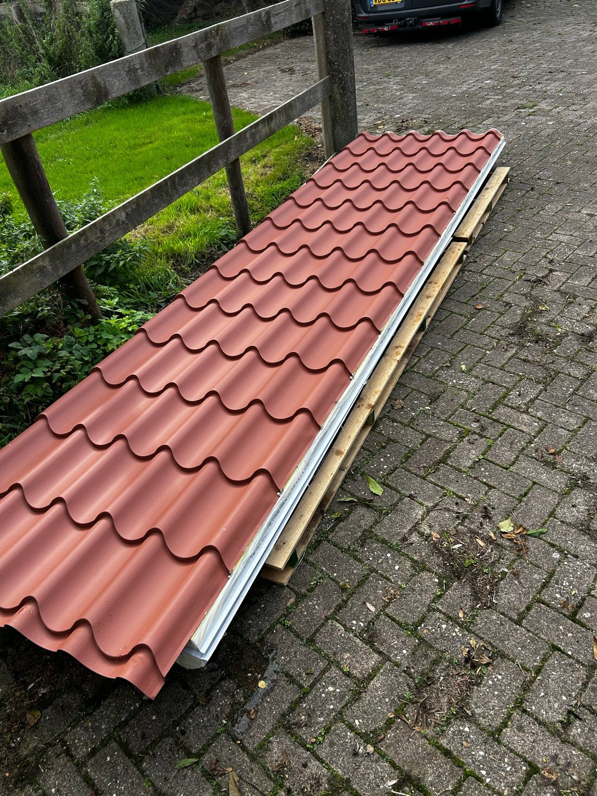 Geïsoleerde sandwichpanelen 60mm - Dakpan Rood, Nieuw, Metaal, Rood, Ophalen