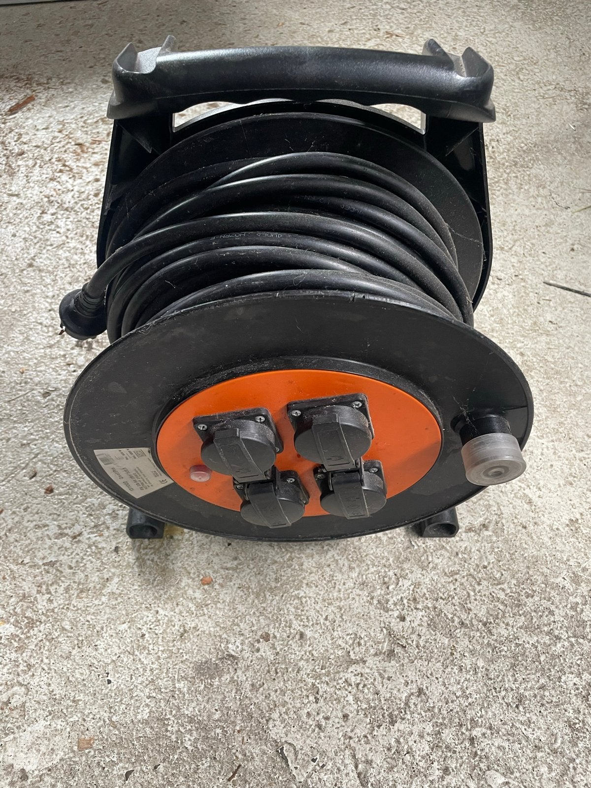 Qwatt Pro Kabelhaspel Big EZ RA 25m 3G2,5 H07RN-F Zwart, Ophalen of Verzenden, Gebruikt, Overige merken, Kabelhaspel
