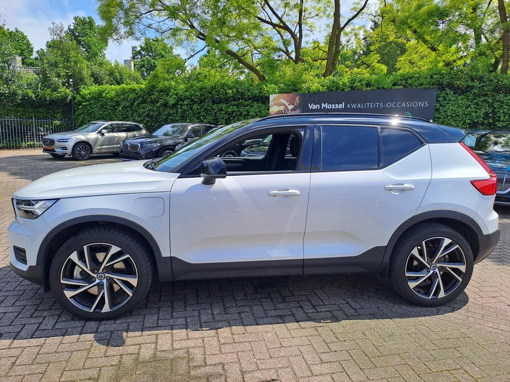 Volvo XC40 1.5 T5 Recharge R-Design | PANO-SCHUIFDAK | STOEL, 12 maanden, Automatische klimaatregeling, Euro 6, 1712 kg