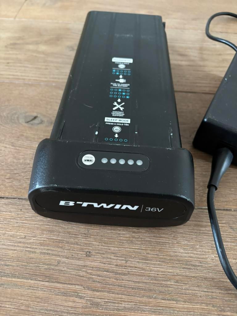 Btwin batterij elektrische fiets, Fietsen en Brommers, Elektrische fietsen, Ophalen of Verzenden, Zo goed als nieuw, Overige merken