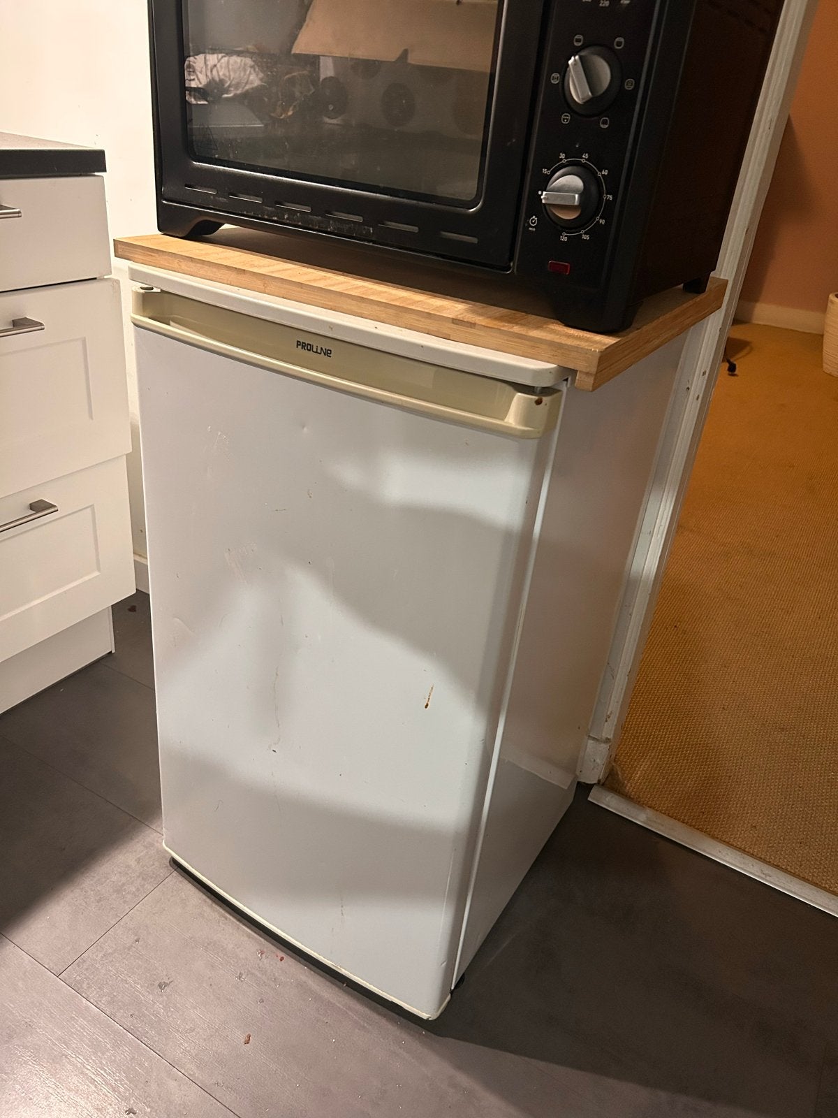 Proline Koelkast met vriesvak - Compact en Handig, Gebruikt, Minder dan 45 cm, Minder dan 75 liter, Met vriesvak