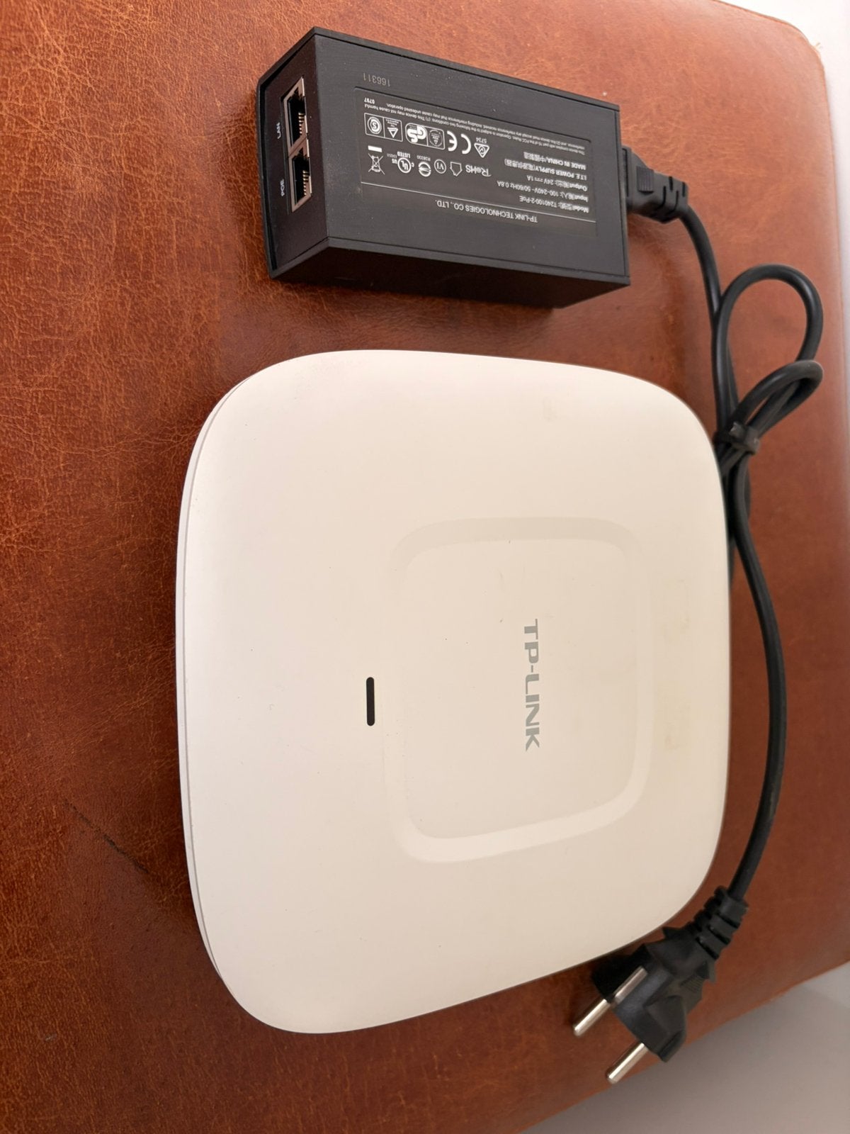 Omada TP-link EAP110 wireless access point, Computers en Software, Accesspoints, Ophalen of Verzenden, Gebruikt