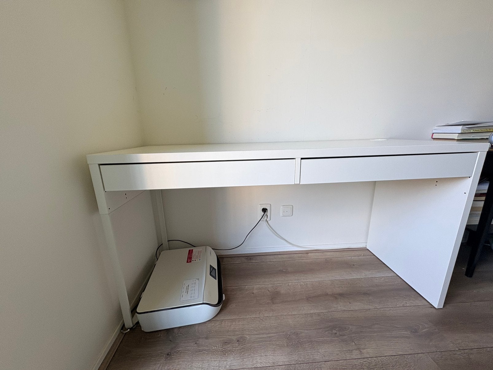 Bureau, Ophalen, 100 tot 150 cm, Zo goed als nieuw, Minder dan 100 cm