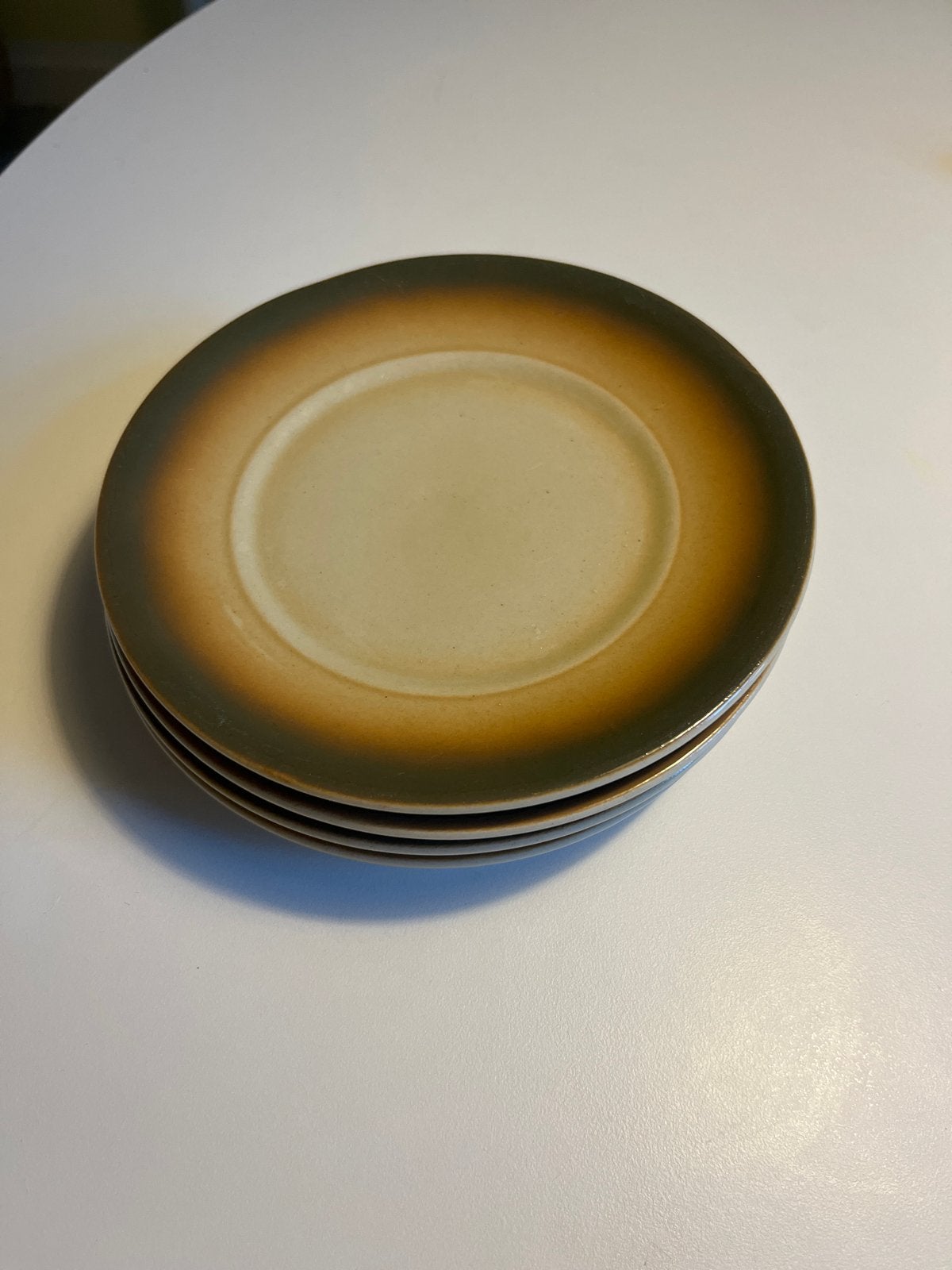 Set van 4 vintage dessert bordjes, bruin/beige, Antiek en Kunst, Antiek | Servies los, Ophalen of Verzenden