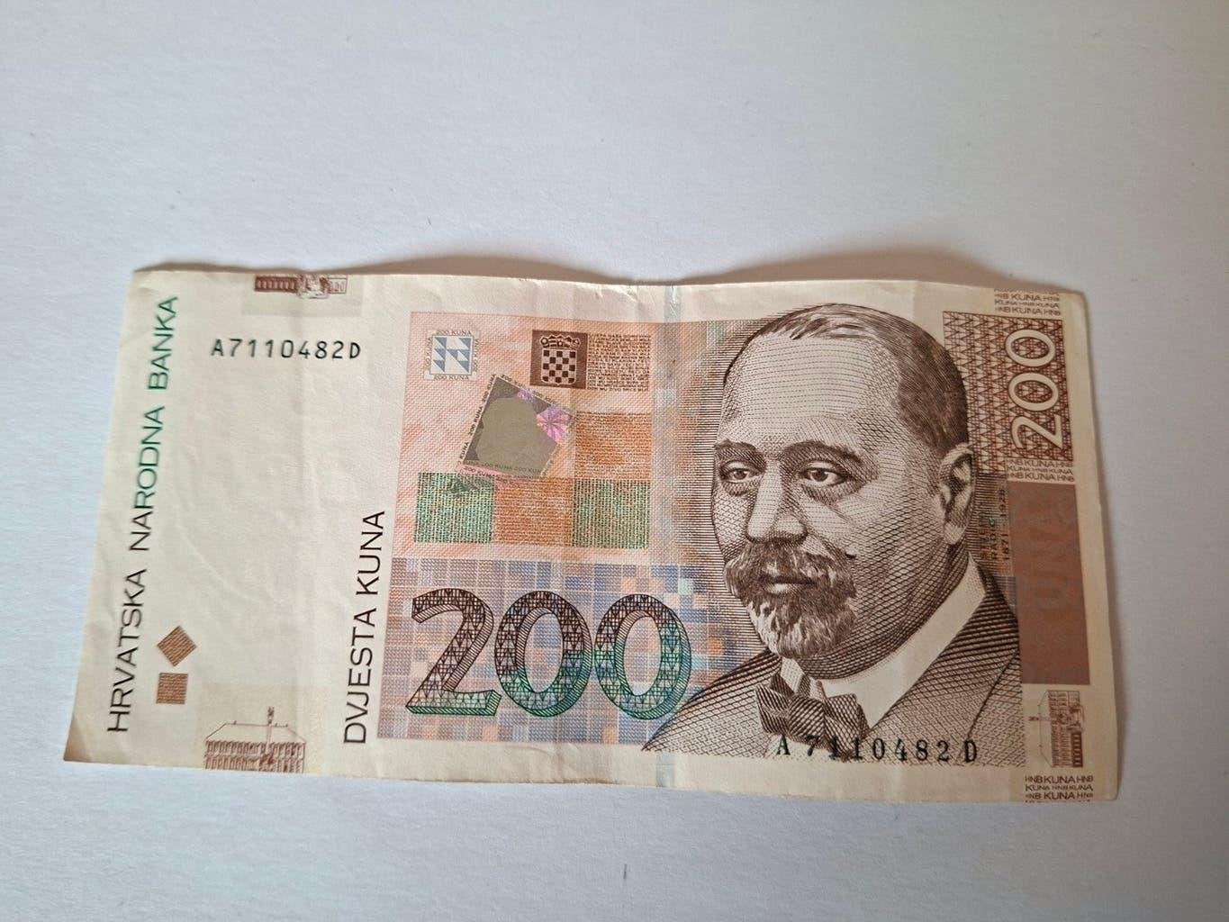 200 Kuna Kroatië 2002 Radić, Postzegels en Munten, Bankbiljetten | Europa | Niet-Eurobiljetten, Ophalen of Verzenden, Overige landen