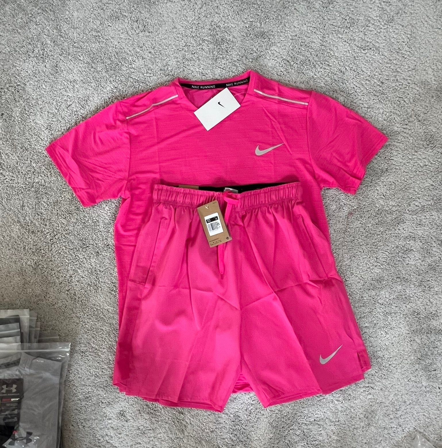 NIKE MILLER SET, Kleding | Heren, Heren-kledingpakketten, Ophalen of Verzenden, Nieuw, Maat 52/54 (L)